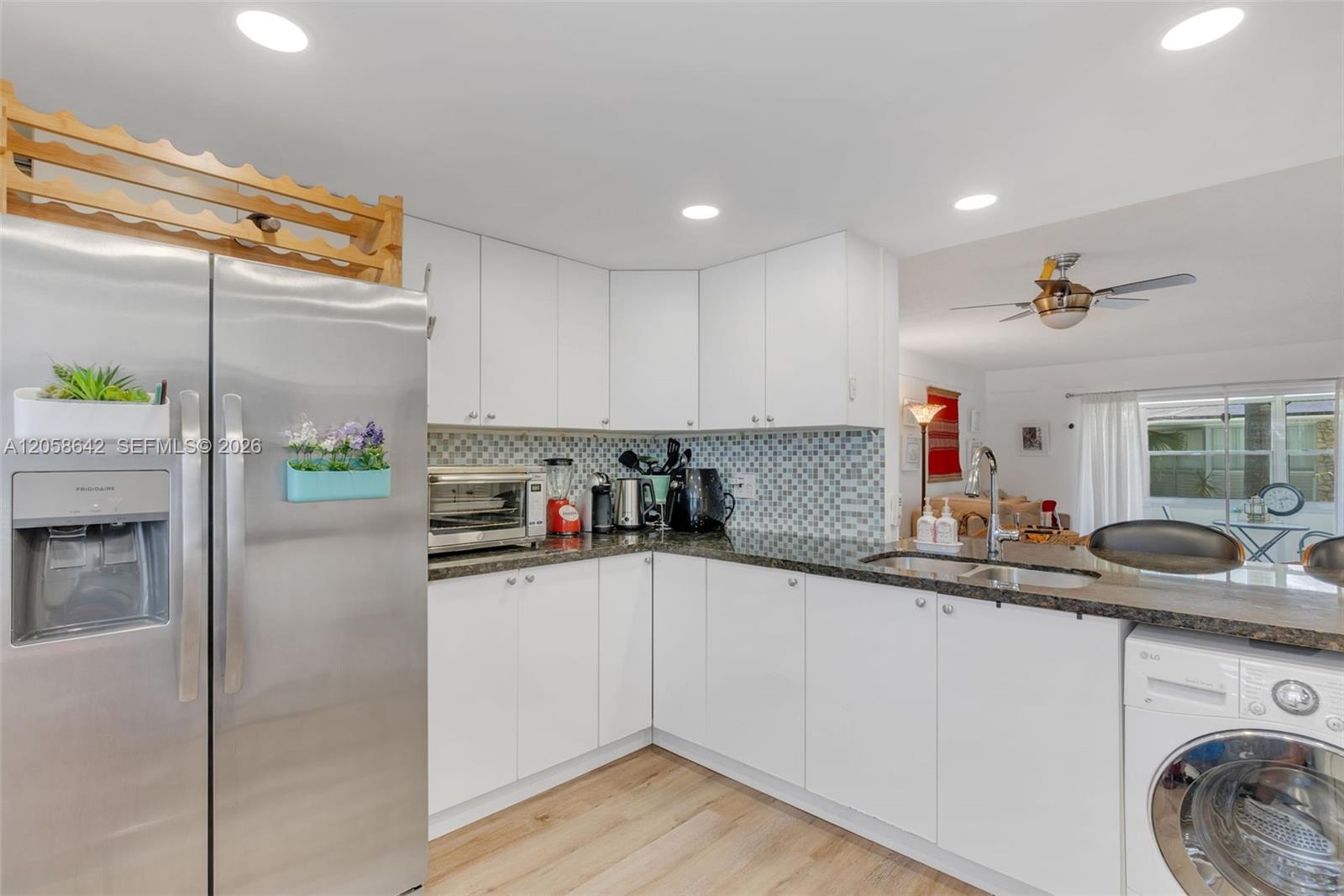 Photo of 233 14th Ave #108, Hallandale Beach, Florida, 33009 -