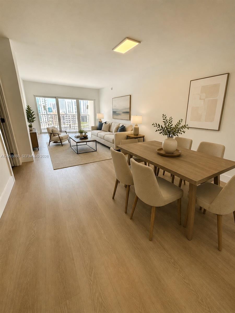 1201 1 / 2 762 sq. ft. $ 2026-07-23 0 Photo