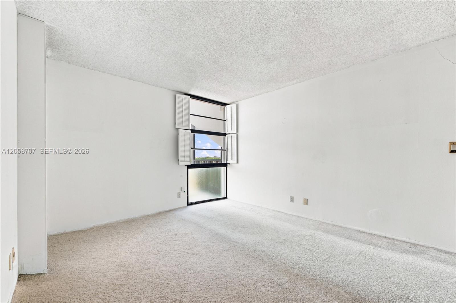 Photo of 3401 Country Club Dr #804, Aventura, Florida, 33180 -