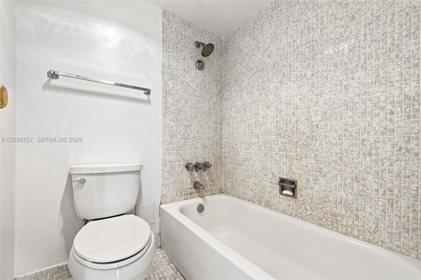 Photo of 3401 Country Club Dr #804, Aventura, Florida, 33180 -