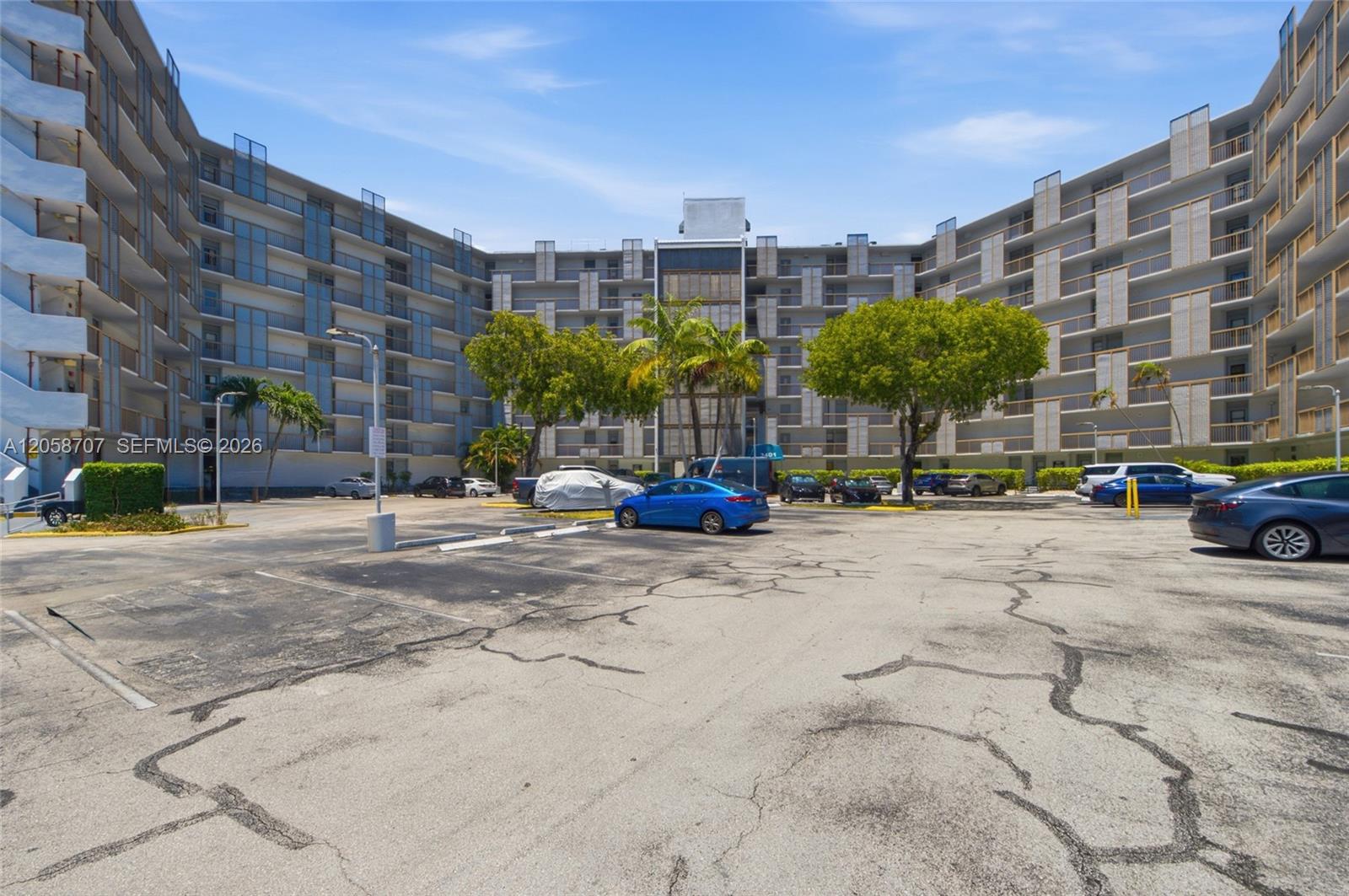 Photo of 3401 Country Club Dr #804, Aventura, Florida, 33180 -