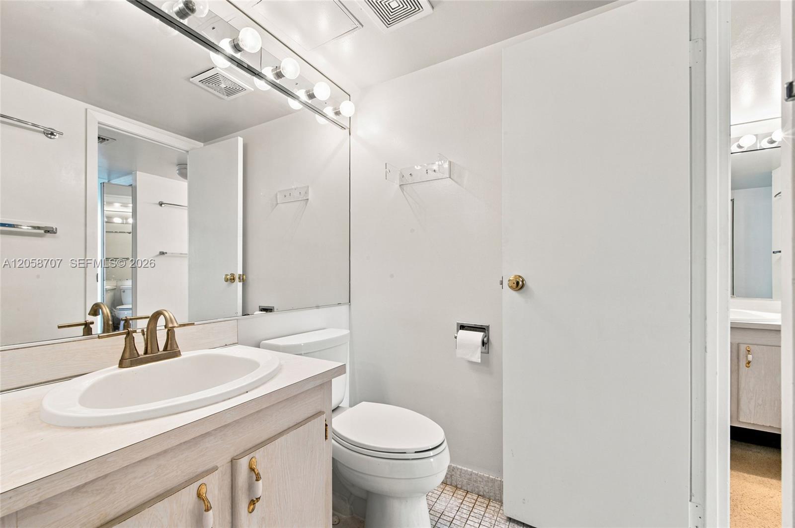 Photo of 3401 Country Club Dr #804, Aventura, Florida, 33180 -
