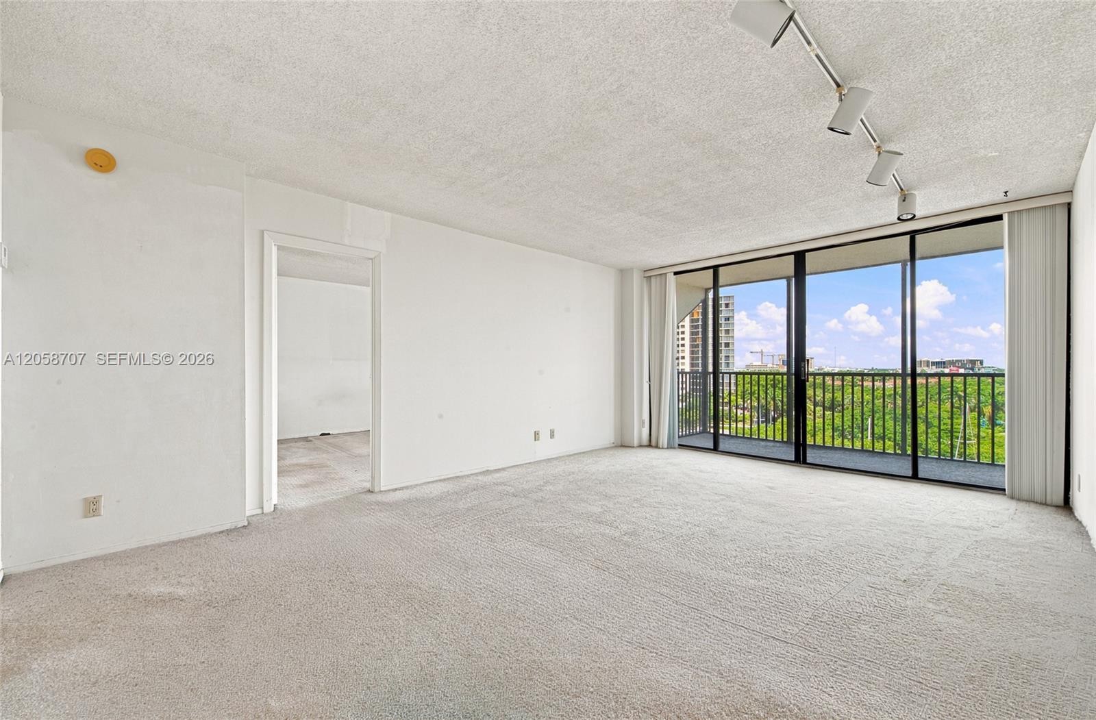 Photo of 3401 Country Club Dr #804, Aventura, Florida, 33180 -