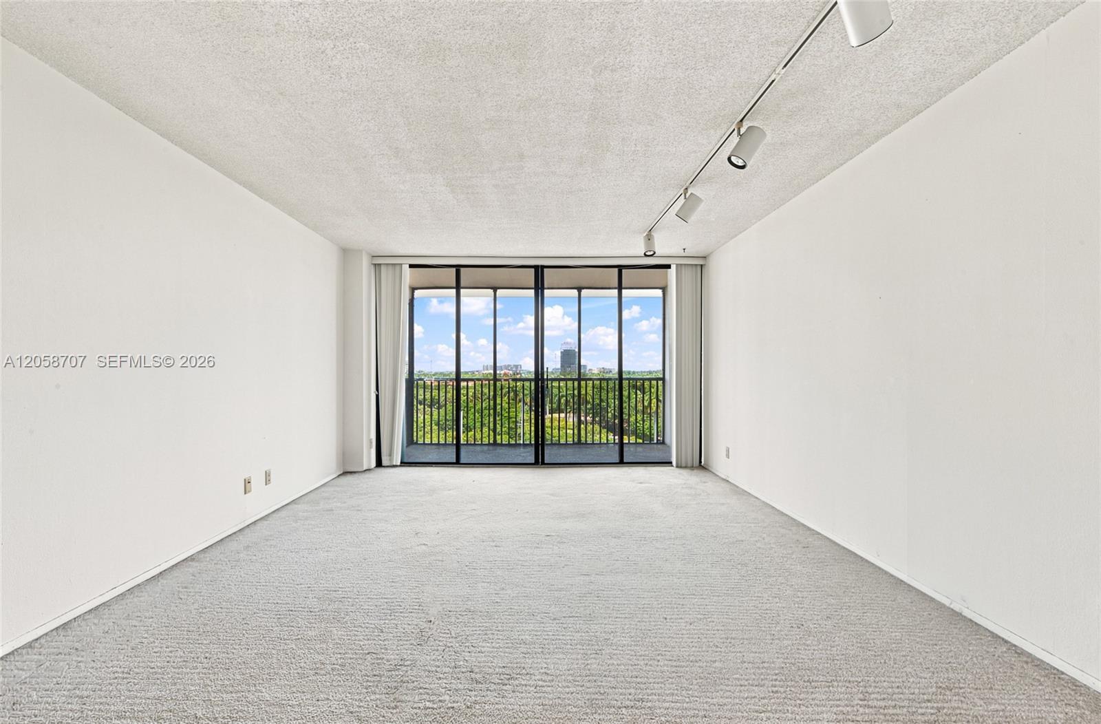 Photo of 3401 Country Club Dr #804, Aventura, Florida, 33180 -