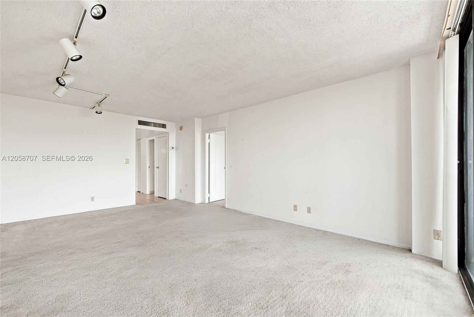 Photo of 3401 Country Club Dr #804, Aventura, Florida, 33180 -