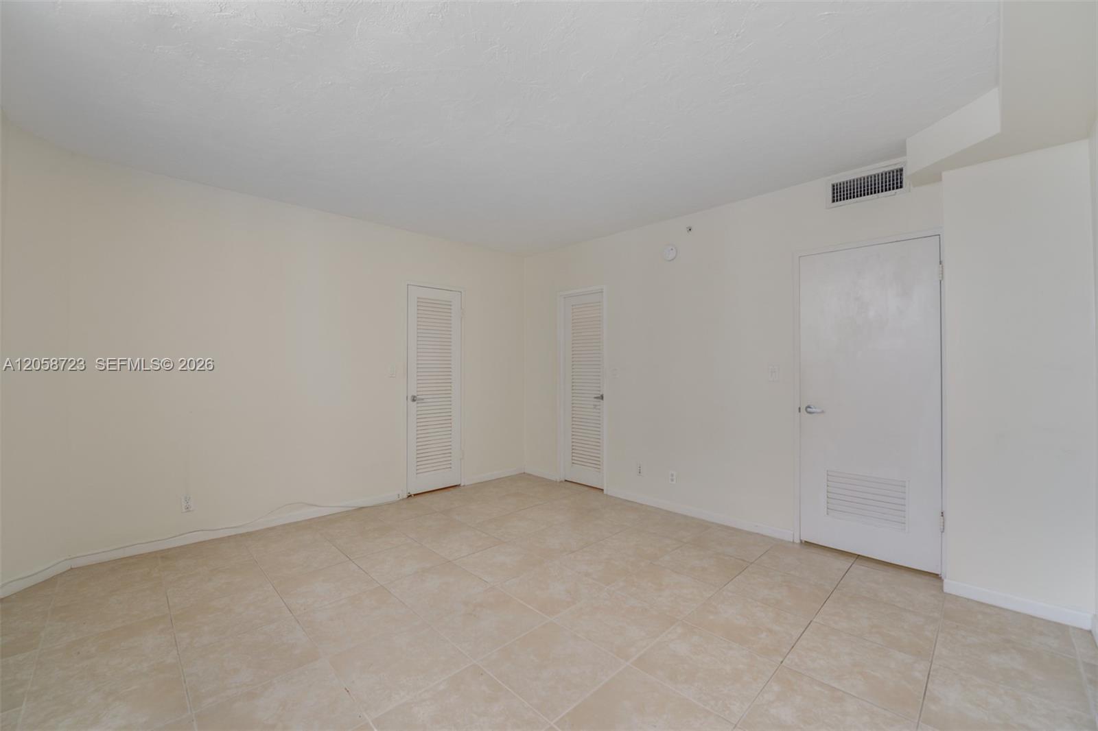 Photo of 3001 Ocean Dr  #749, Hollywood, Florida, 33019 - 