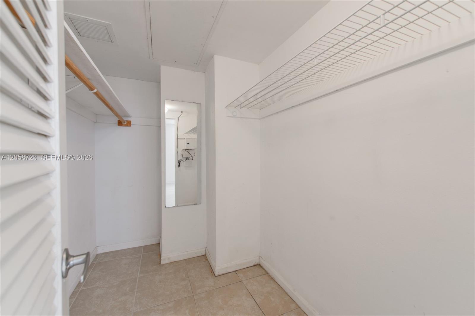 Photo of 3001 Ocean Dr  #749, Hollywood, Florida, 33019 - 
