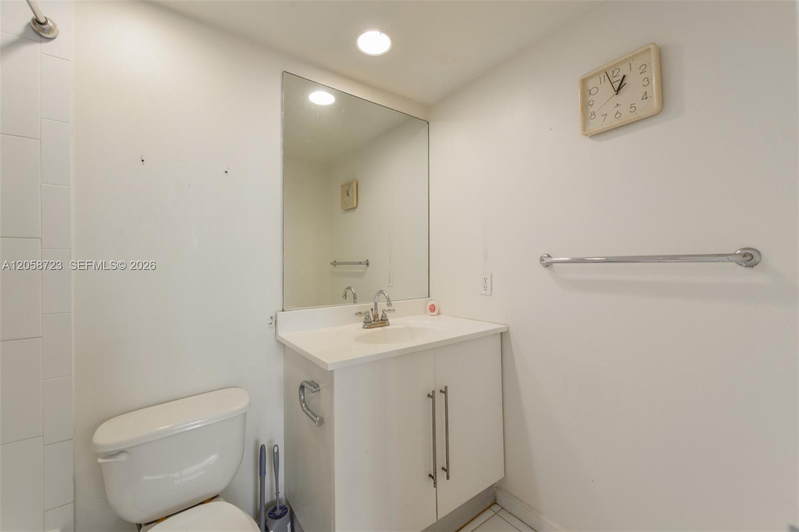 Photo of 3001 Ocean Dr  #749, Hollywood, Florida, 33019 - 