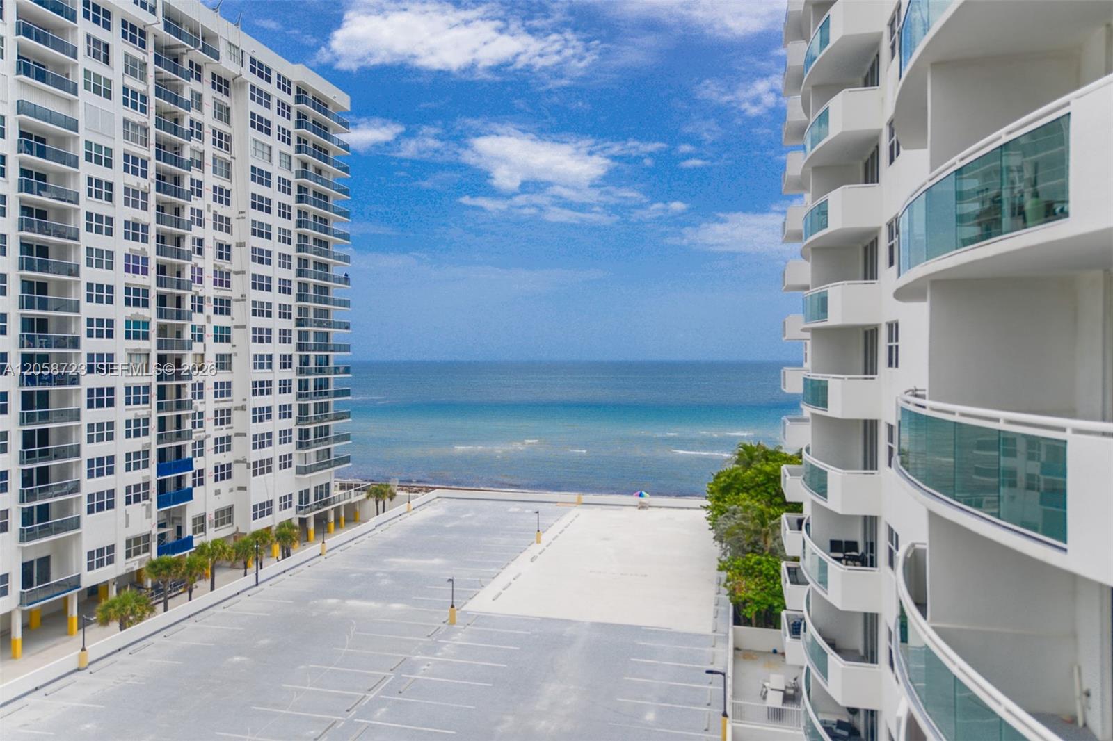 Photo of 3001 Ocean Dr  #749, Hollywood, Florida, 33019 - 