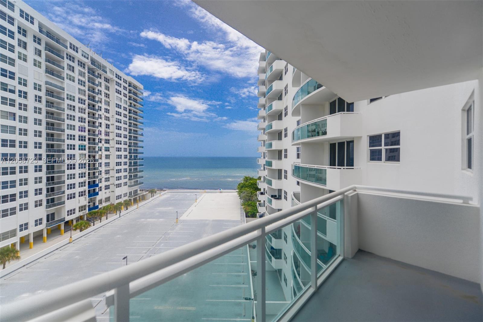 Photo of 3001 Ocean Dr  #749, Hollywood, Florida, 33019 - 