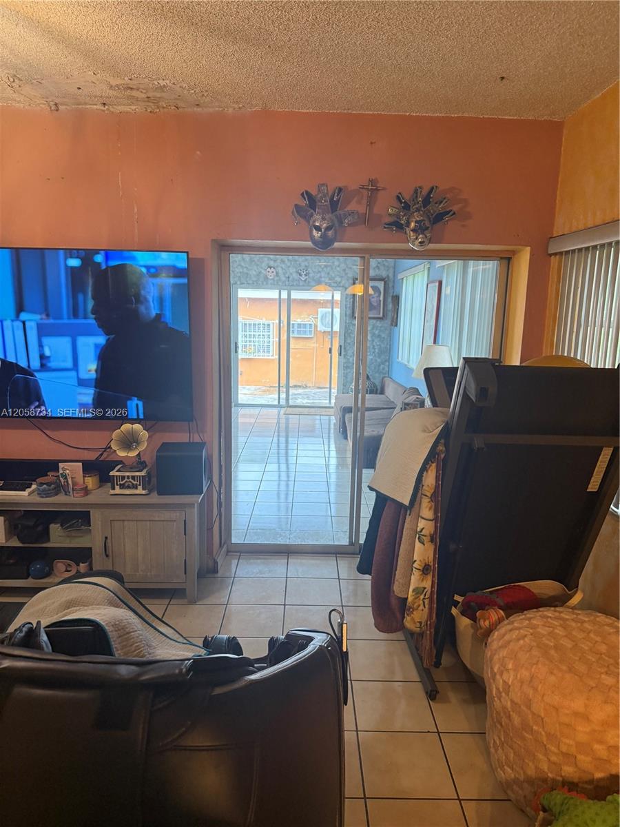 See details / 2700 sq. ft. $ 2026-07-23 0 Photo