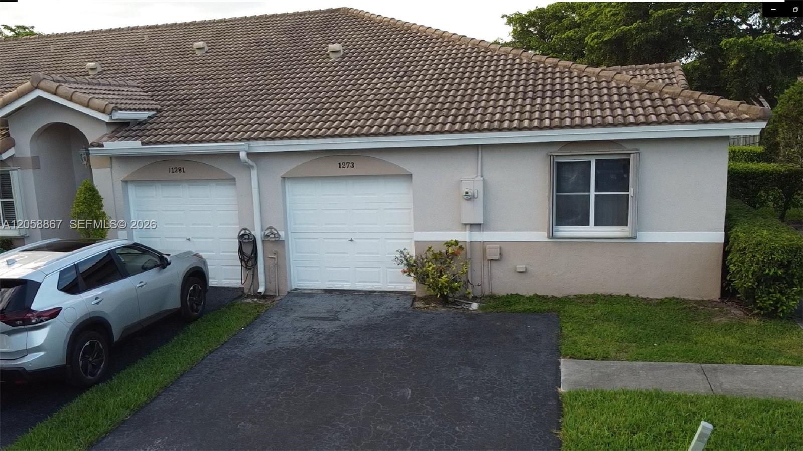 See details 11273 3 / 2 1136 sq. ft. $ 2026-07-23 0 Photo