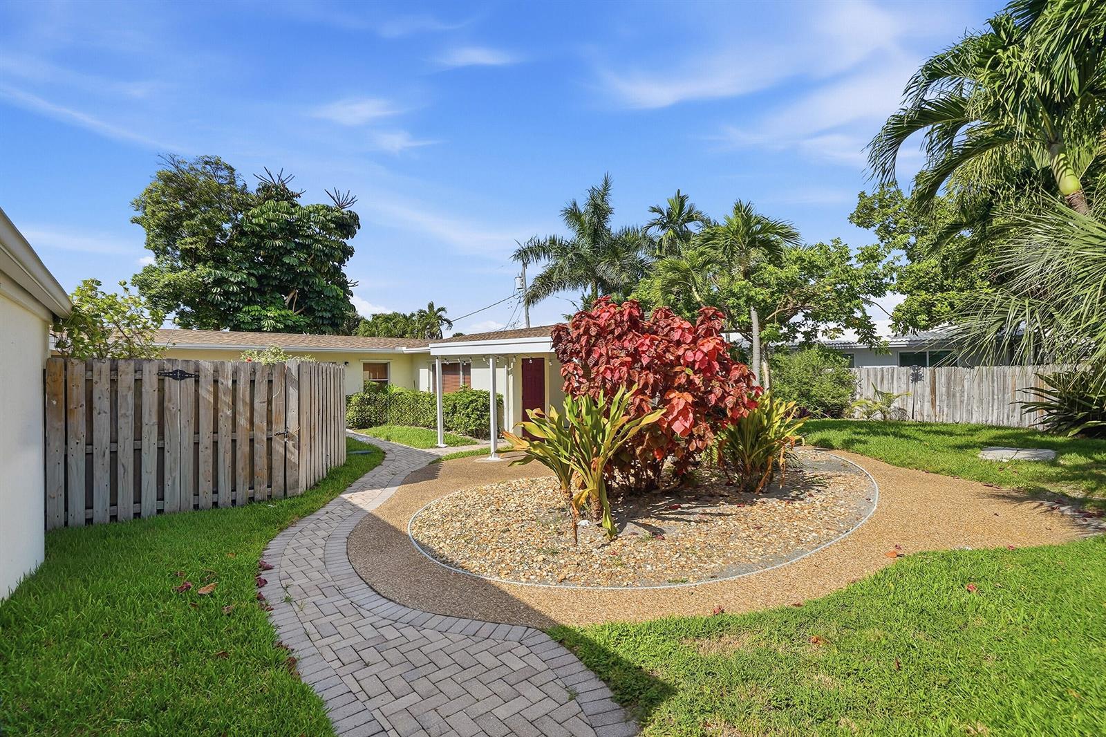 1-2  / 0 2271 sq. ft. $ 2026-07-23 0 Photo