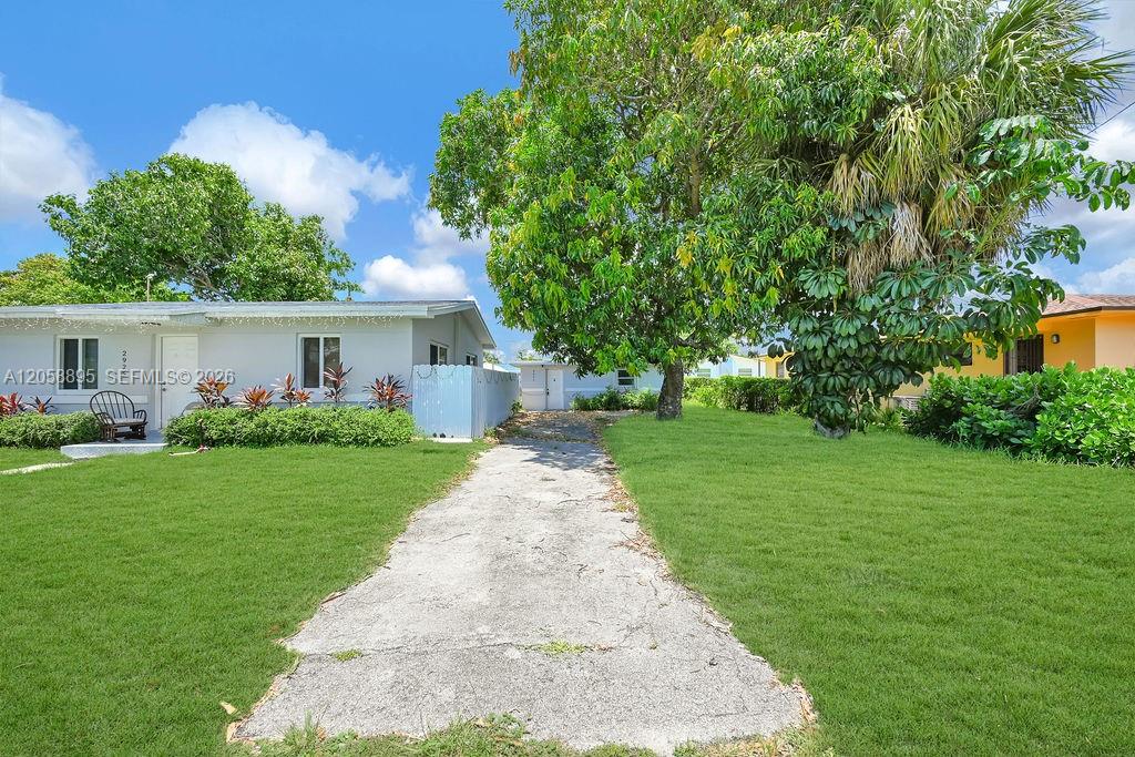   /  1608 sq. ft. $ 2026-07-23 0 foto
