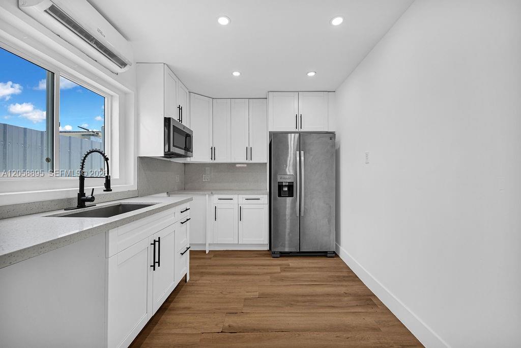   /  1608 sq. ft. $ 2026-07-23 0 foto