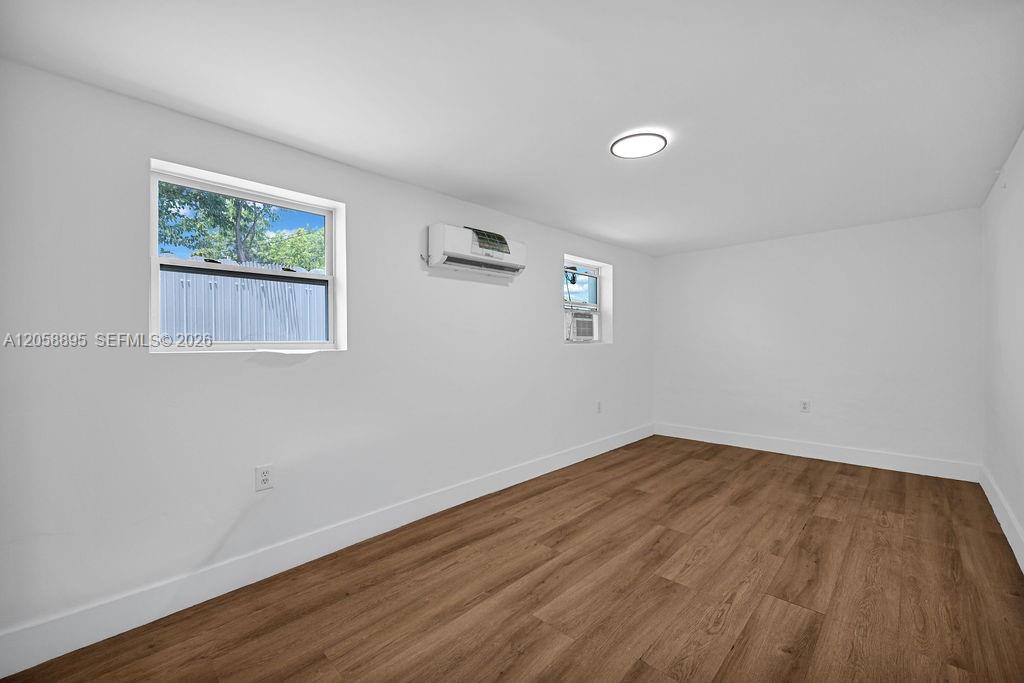   /  1608 sq. ft. $ 2026-07-23 0 foto