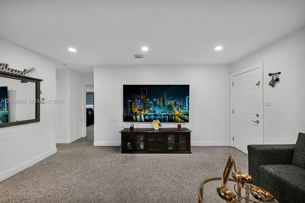   /  1608 sq. ft. $ 2026-07-23 0 foto