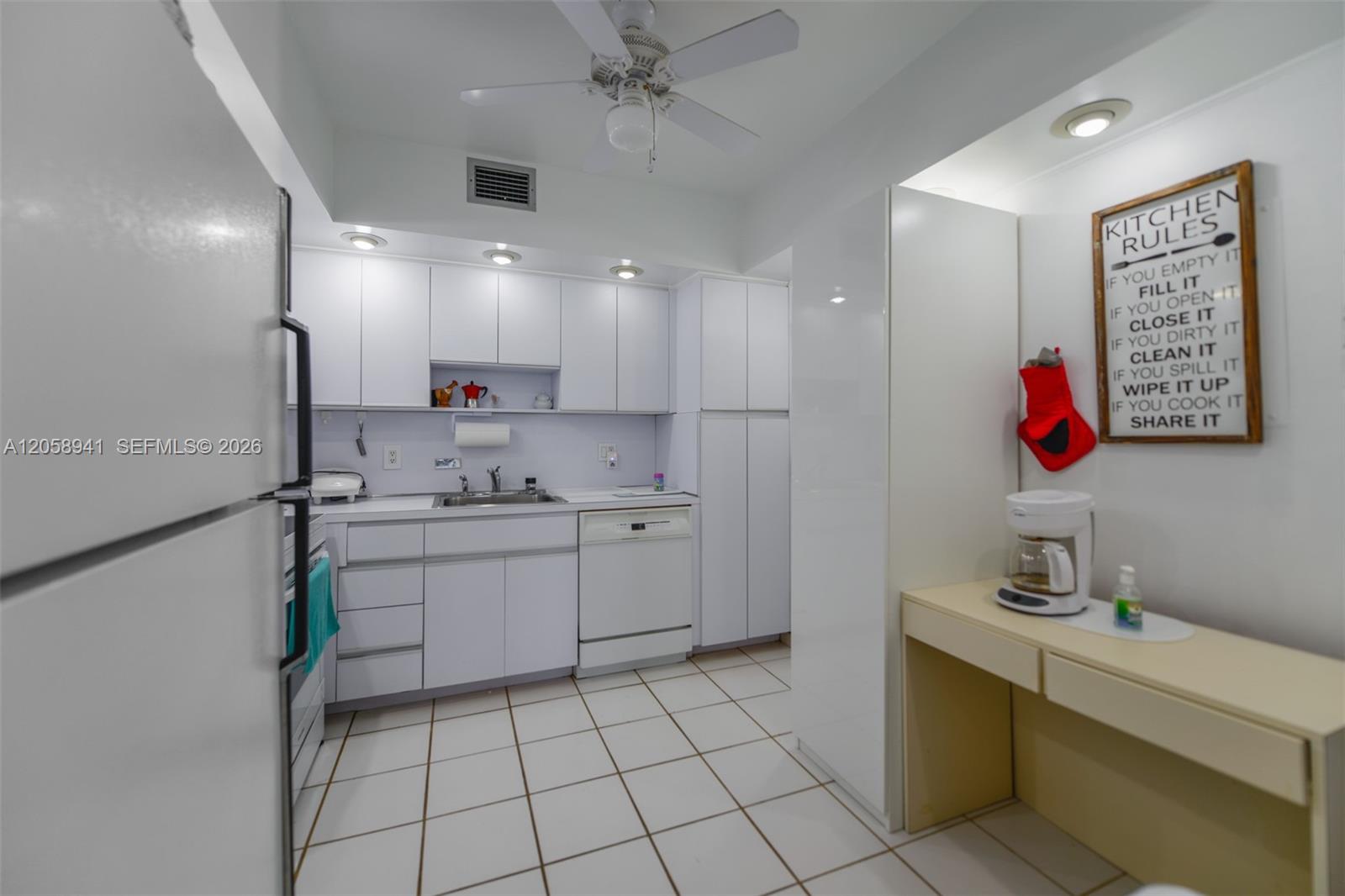 5E 3 / 3 1780 sq. ft. $ 2026-07-23 0 foto