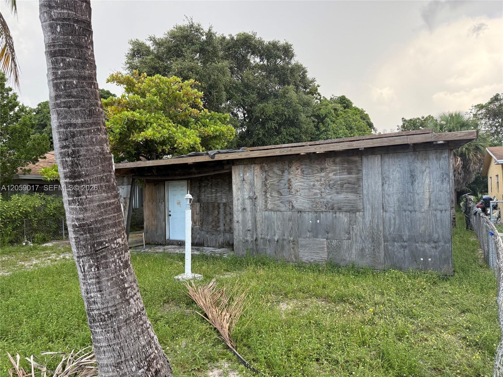 Ver detalles / sq. ft. $ 2026-07-23 0 foto