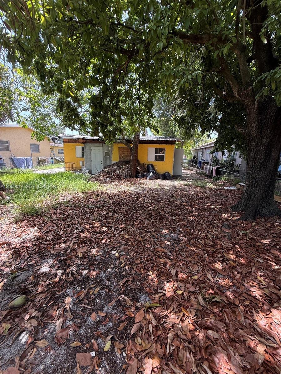 Ver detalles / sq. ft. $ 2026-07-23 0 foto