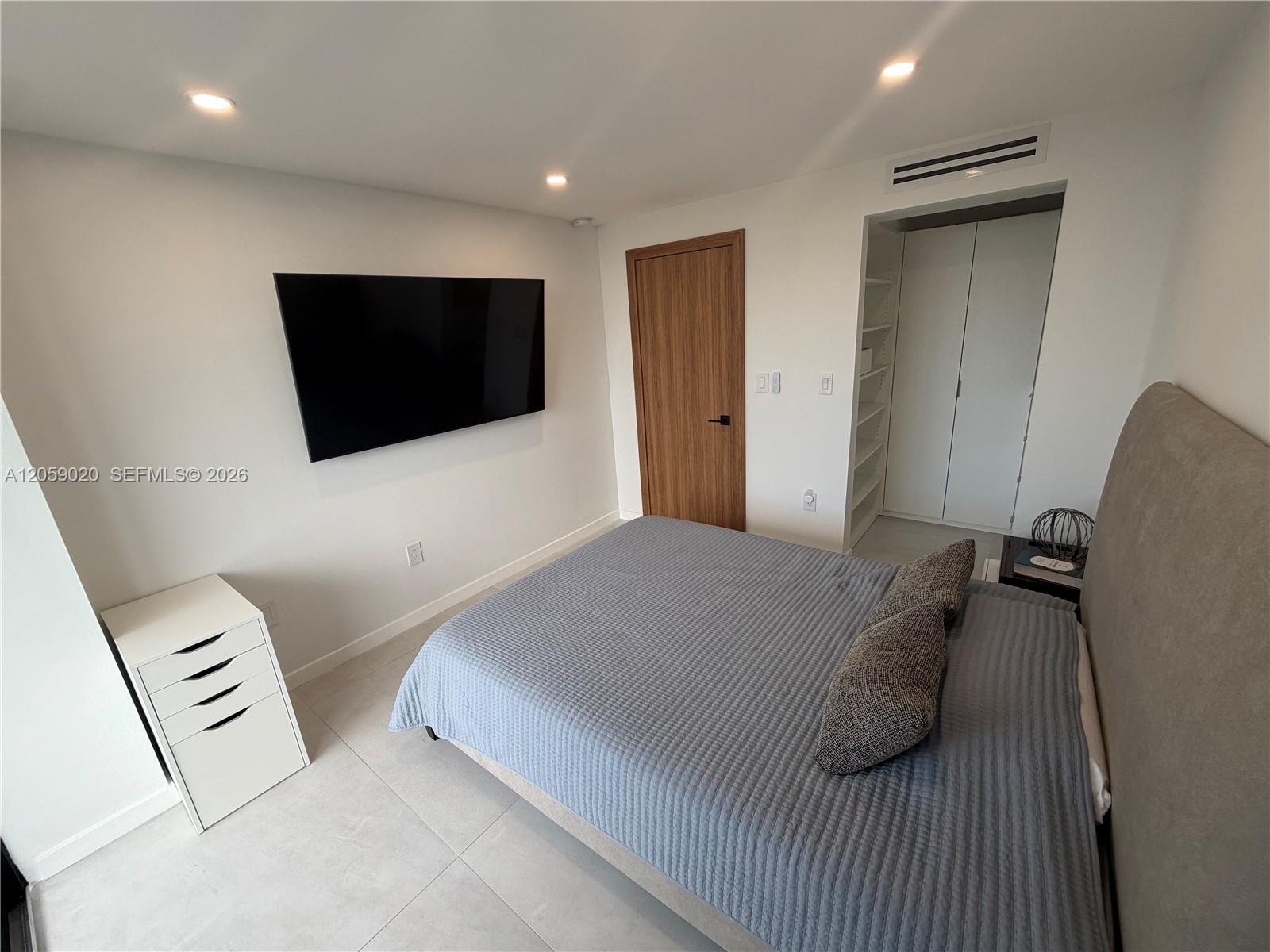 Photo of 3701 Country Club Dr #1209, Aventura, Florida, 33180 -
