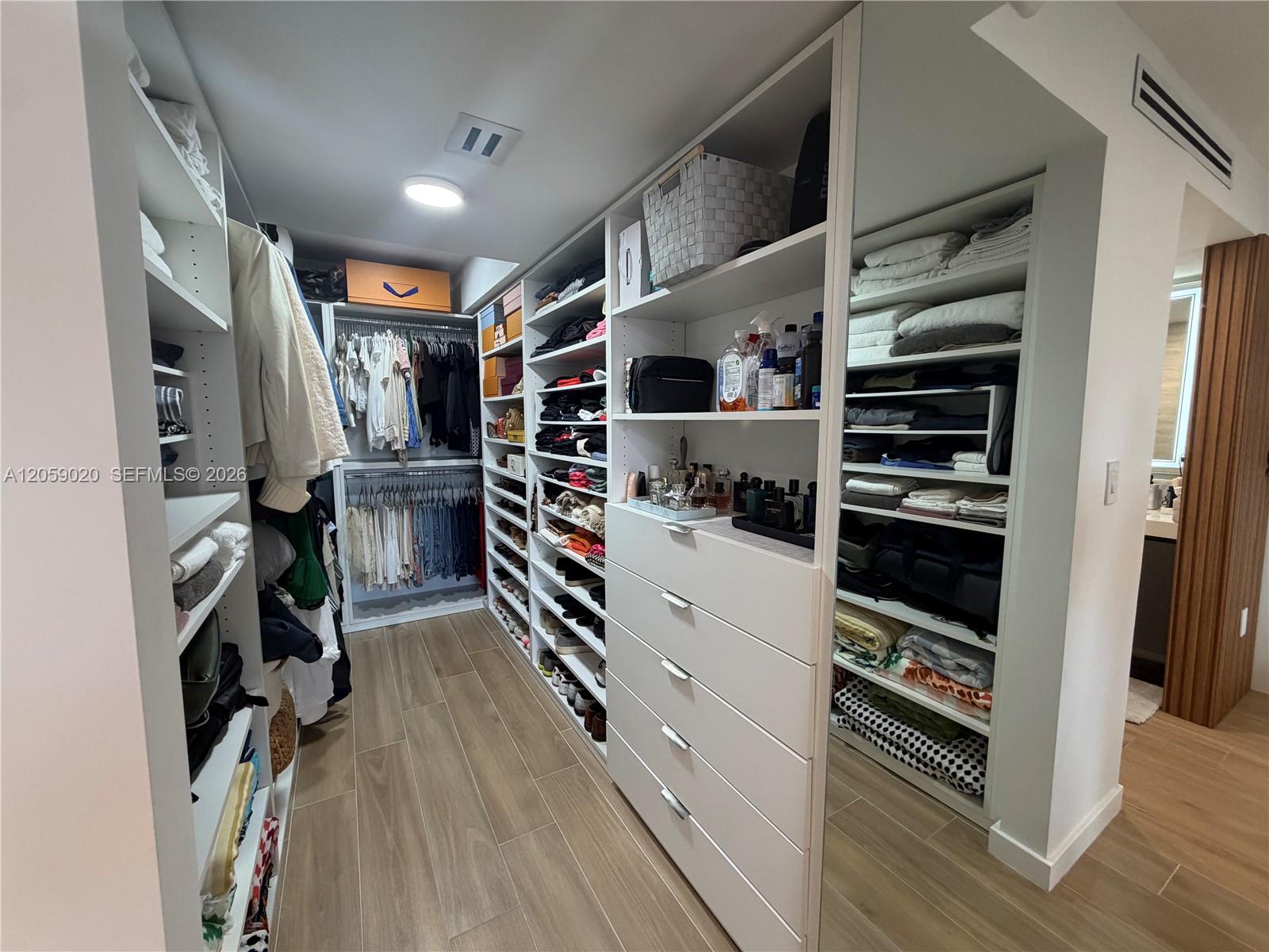Photo of 3701 Country Club Dr #1209, Aventura, Florida, 33180 -
