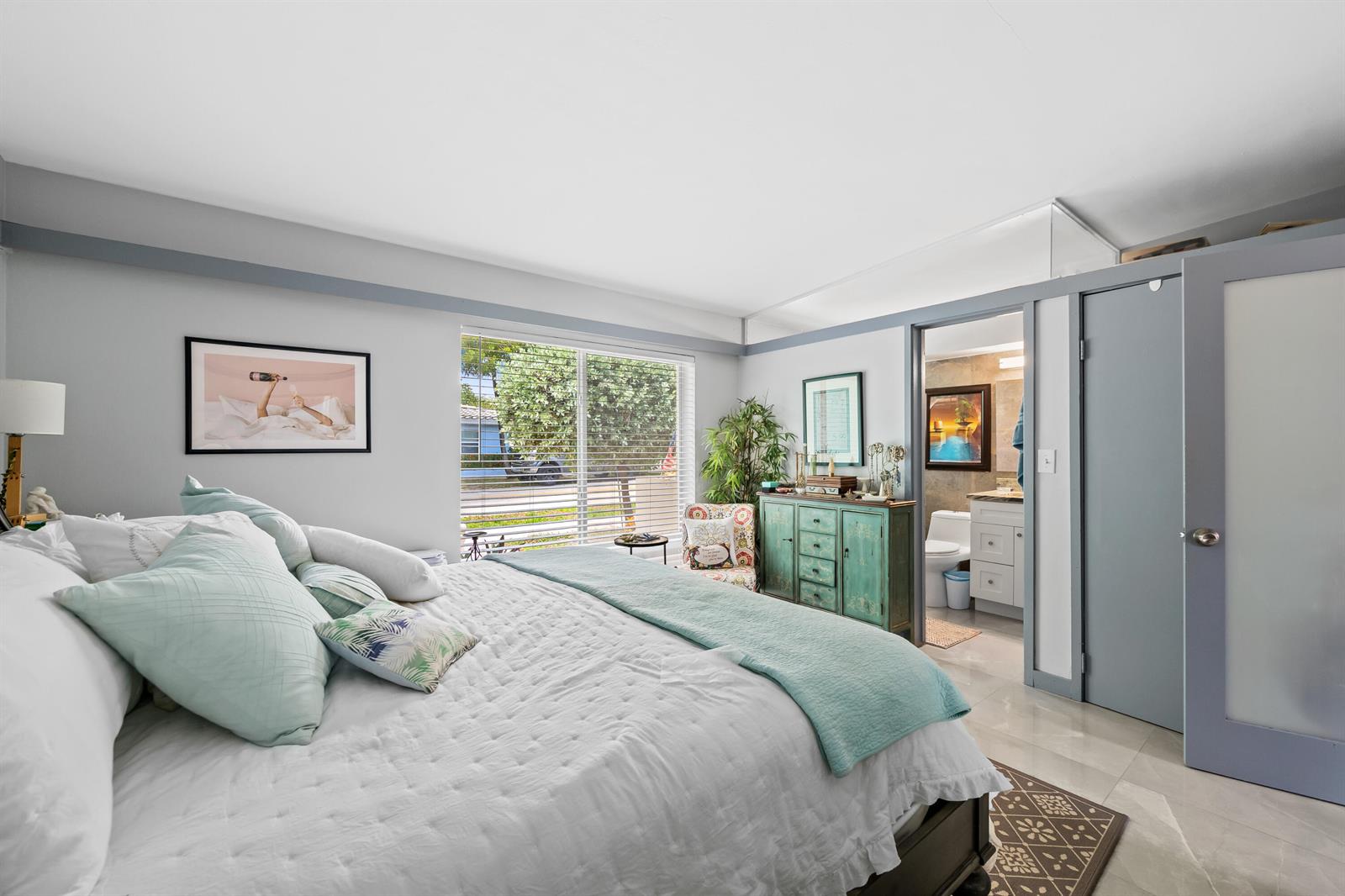 Ver detalles 1-2 / 0 1836 sq. ft. $ 2026-07-25 0 foto