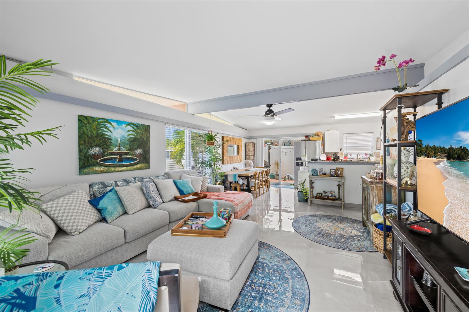 Ver detalles 1-2 / 0 1836 sq. ft. $ 2026-07-25 0 foto