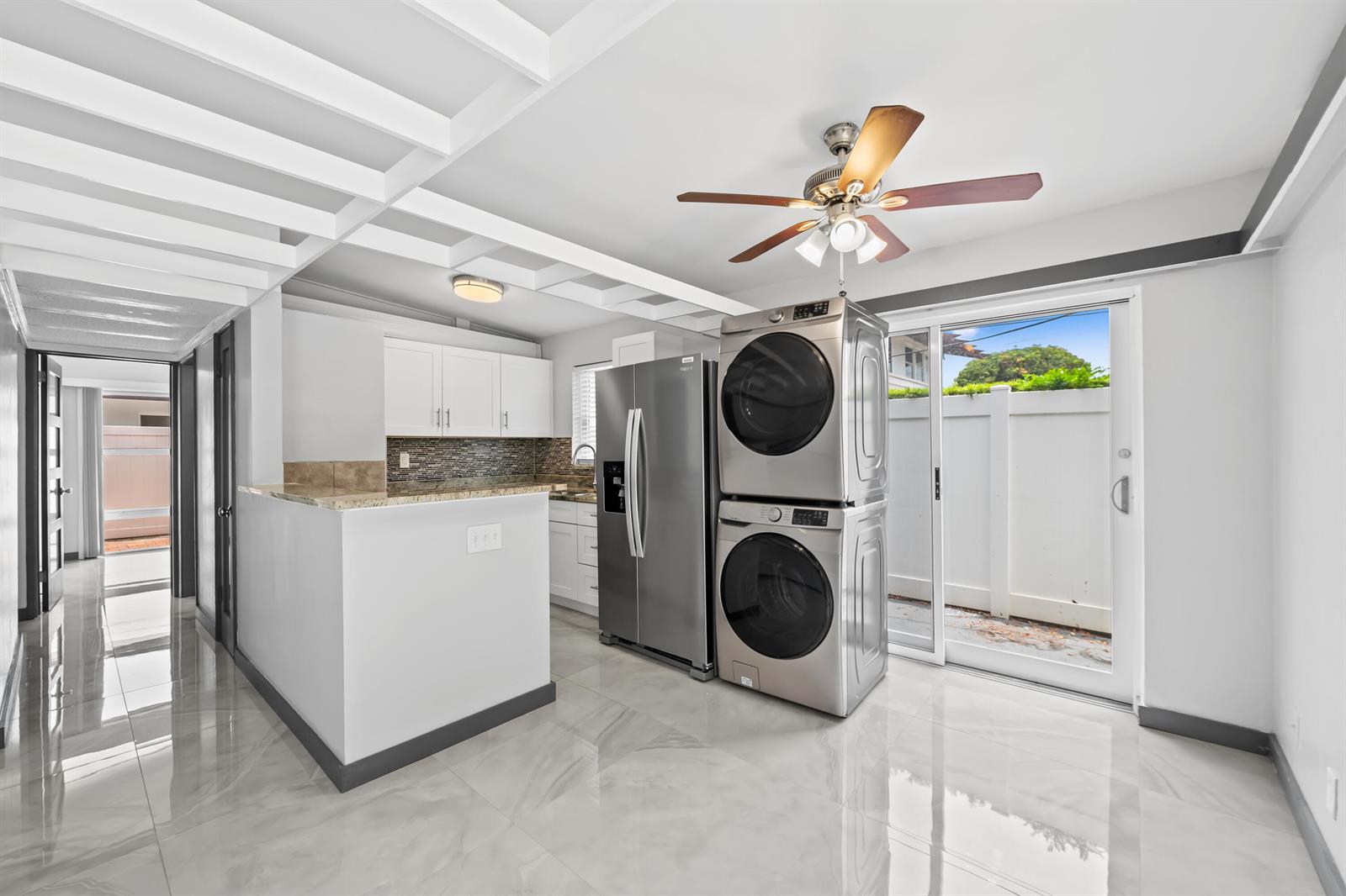 Ver detalles 1-2 / 0 1836 sq. ft. $ 2026-07-25 0 foto