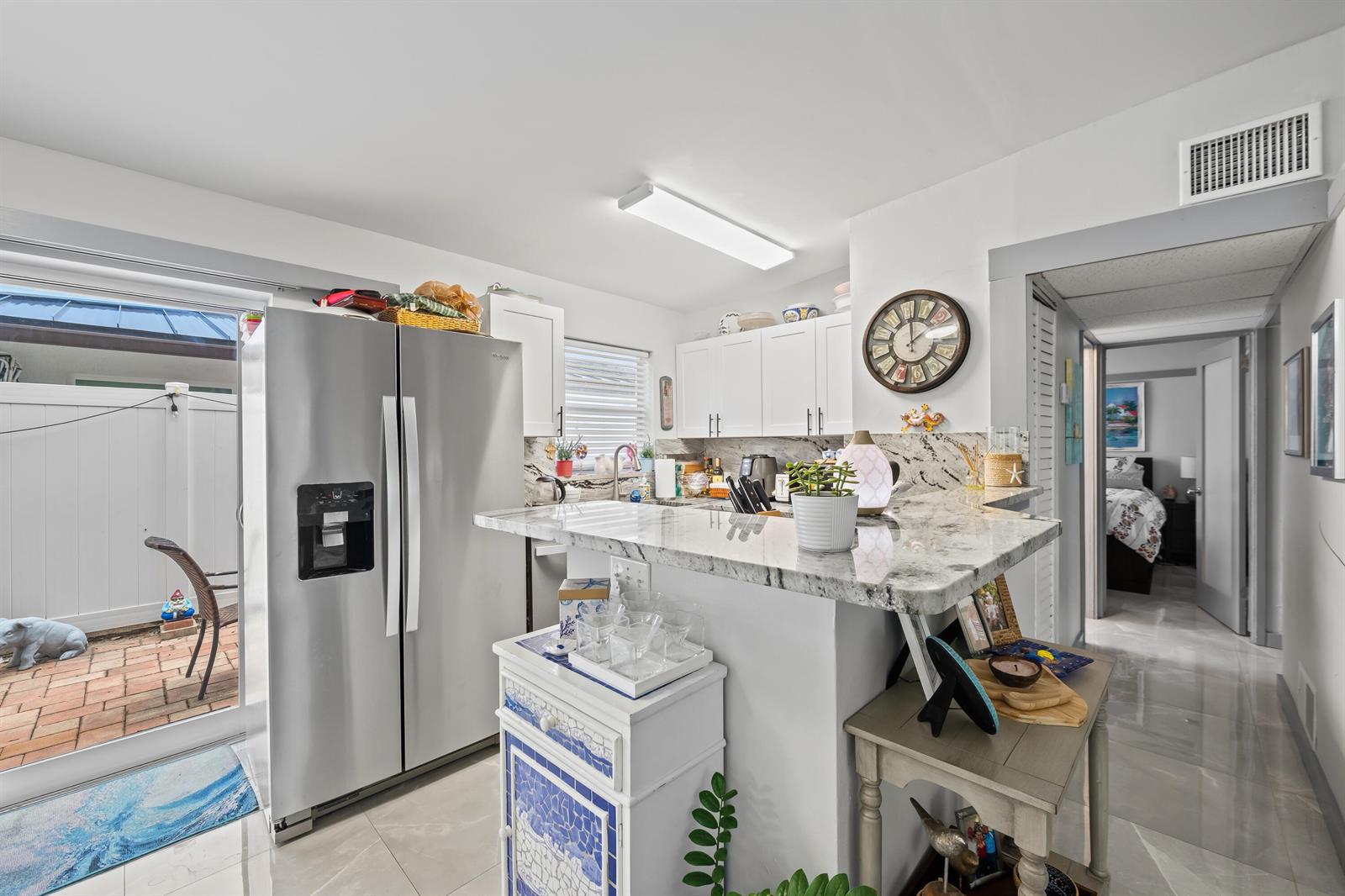 Ver detalles 1-2 / 0 1836 sq. ft. $ 2026-07-25 0 foto