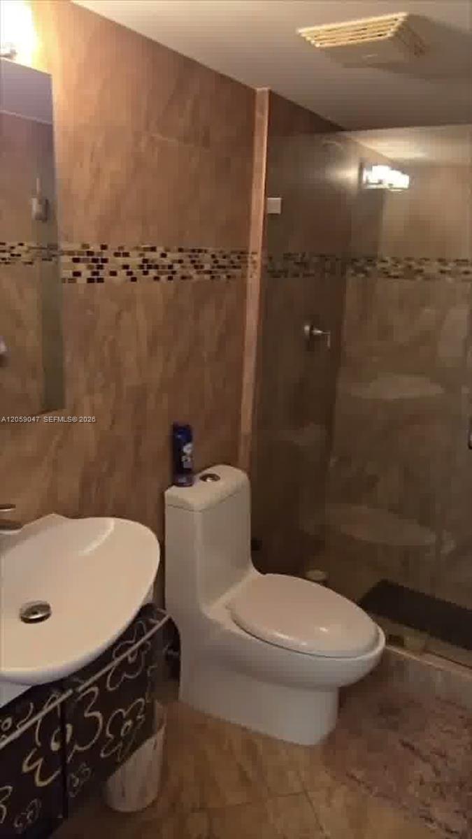 Photo of 1849 Ocean Dr  #501, Hallandale Beach, Florida, 33009 - 