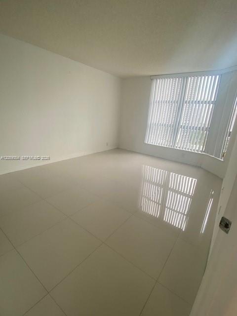 Photo of 3400 192nd St  #1910, Aventura, Florida, 33180 - main bedroom