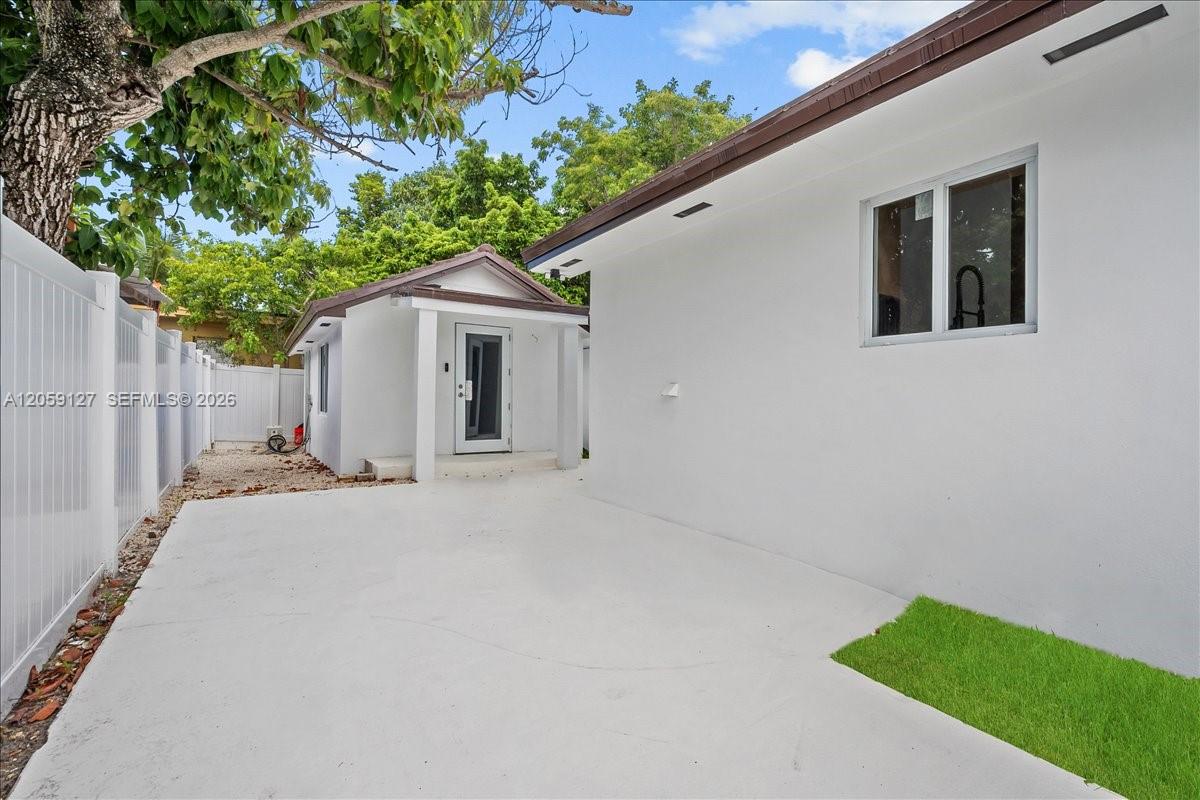 Ver detalles / 2241 sq. ft. $ 2026-07-24 0 foto