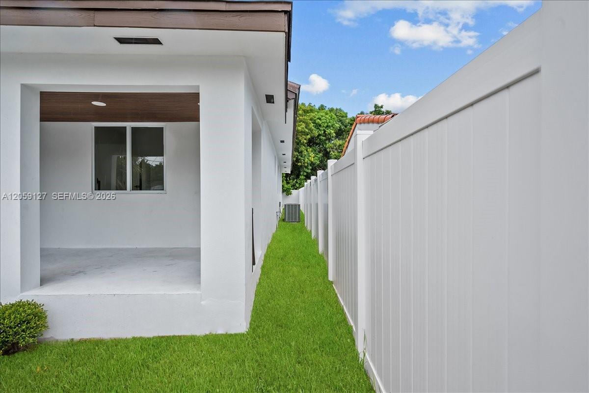 Ver detalles / 2241 sq. ft. $ 2026-07-24 0 foto