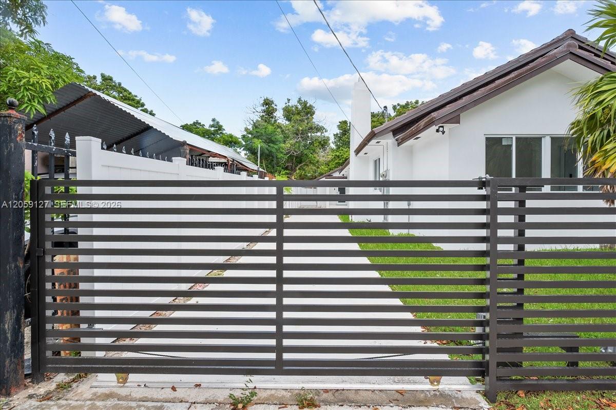 Ver detalles / 2241 sq. ft. $ 2026-07-24 0 foto