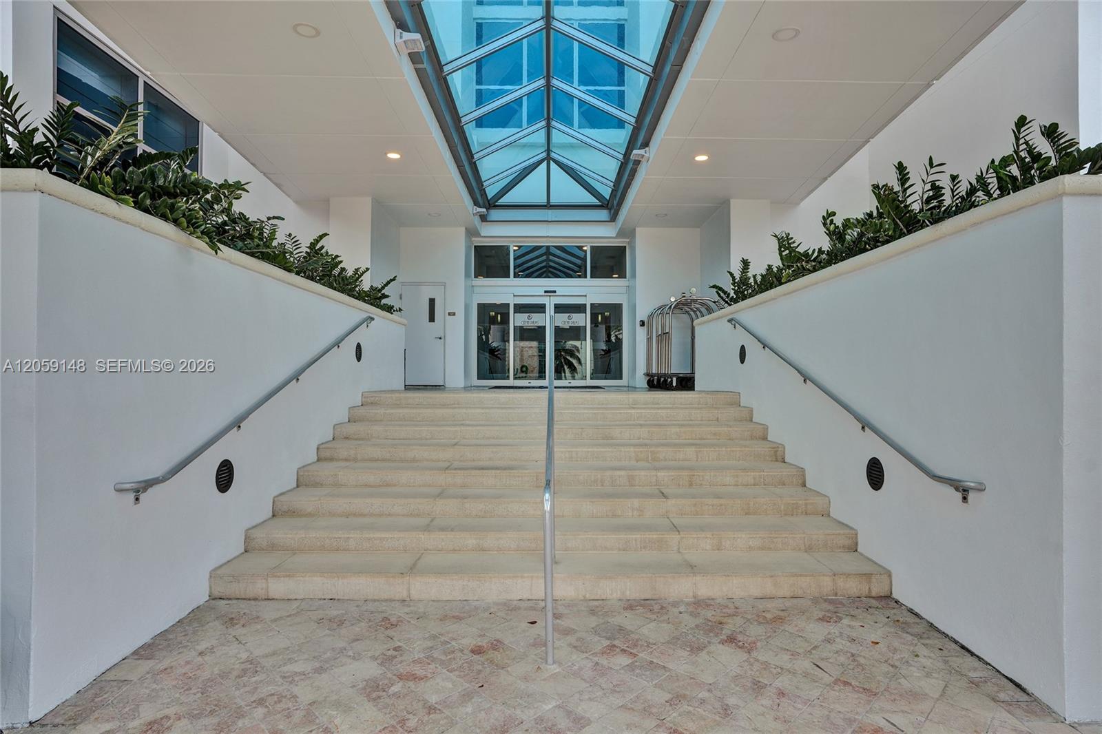 Photo of 3101 Ocean Dr  #3607, Hollywood, Florida, 33019 - 