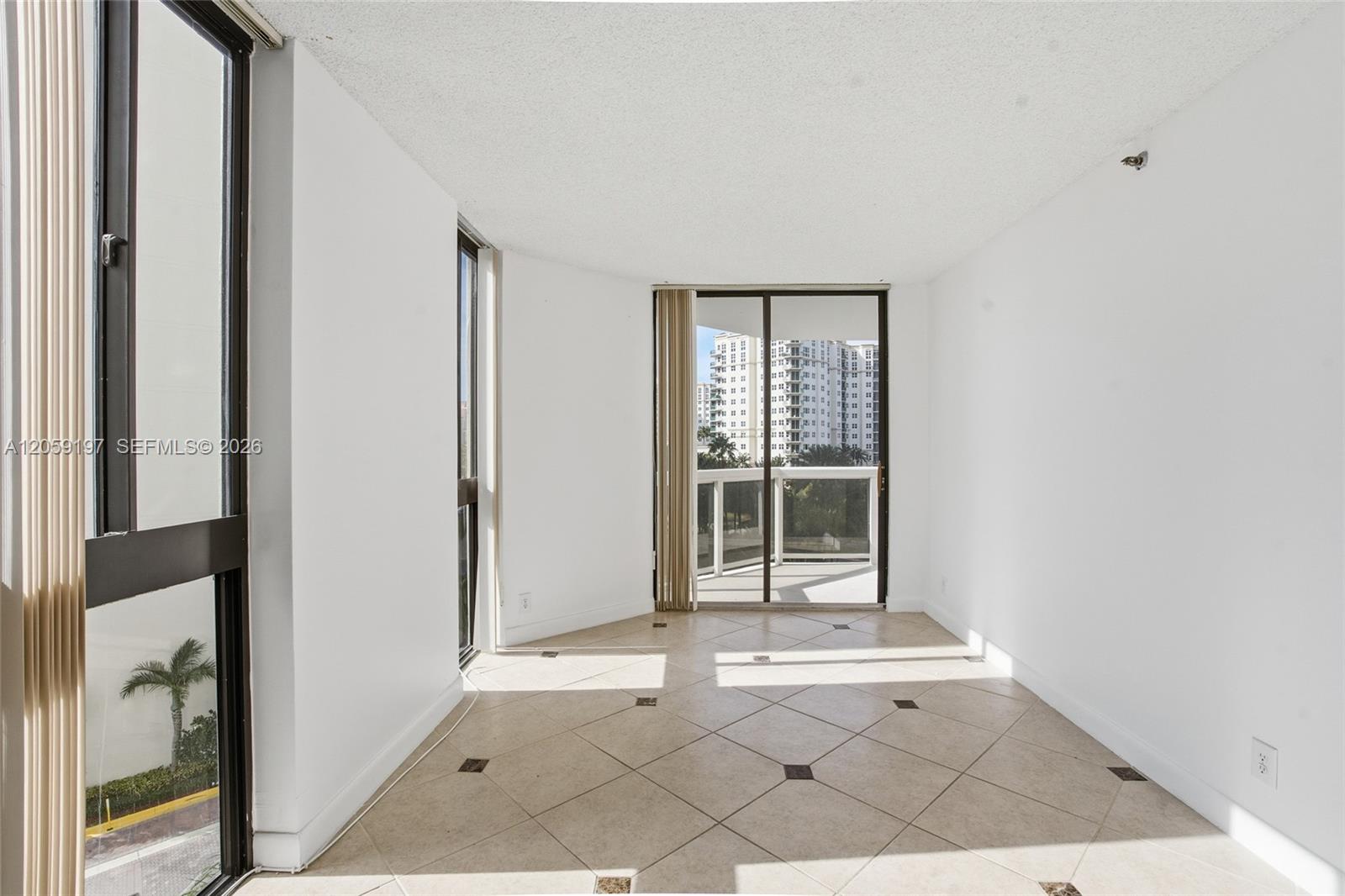 Photo of 20185 Country Club Dr  #502, Aventura, Florida, 33180 - 
