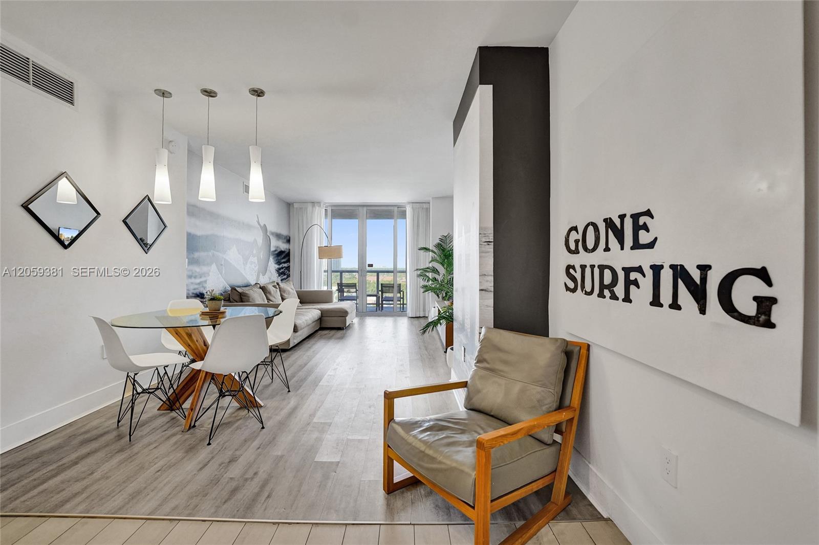 See details R906 2 / 2 1028 sq. ft. $ 2026-07-24 0 Photo