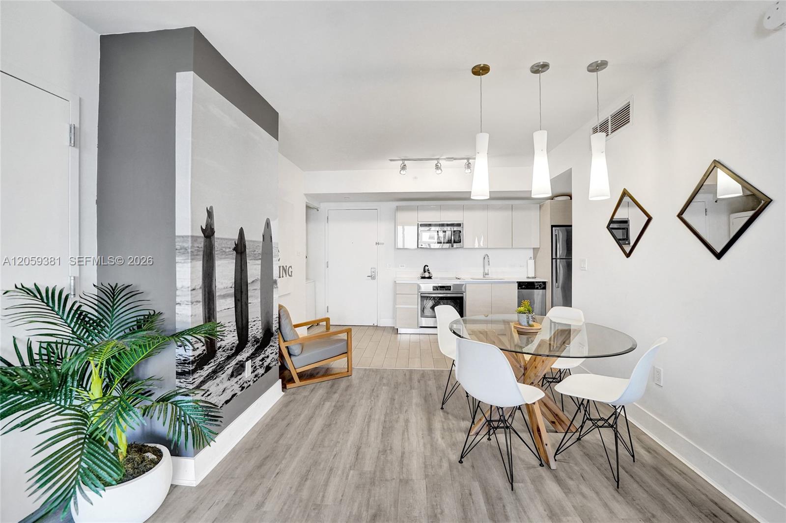 See details R906 2 / 2 1028 sq. ft. $ 2026-07-24 0 Photo