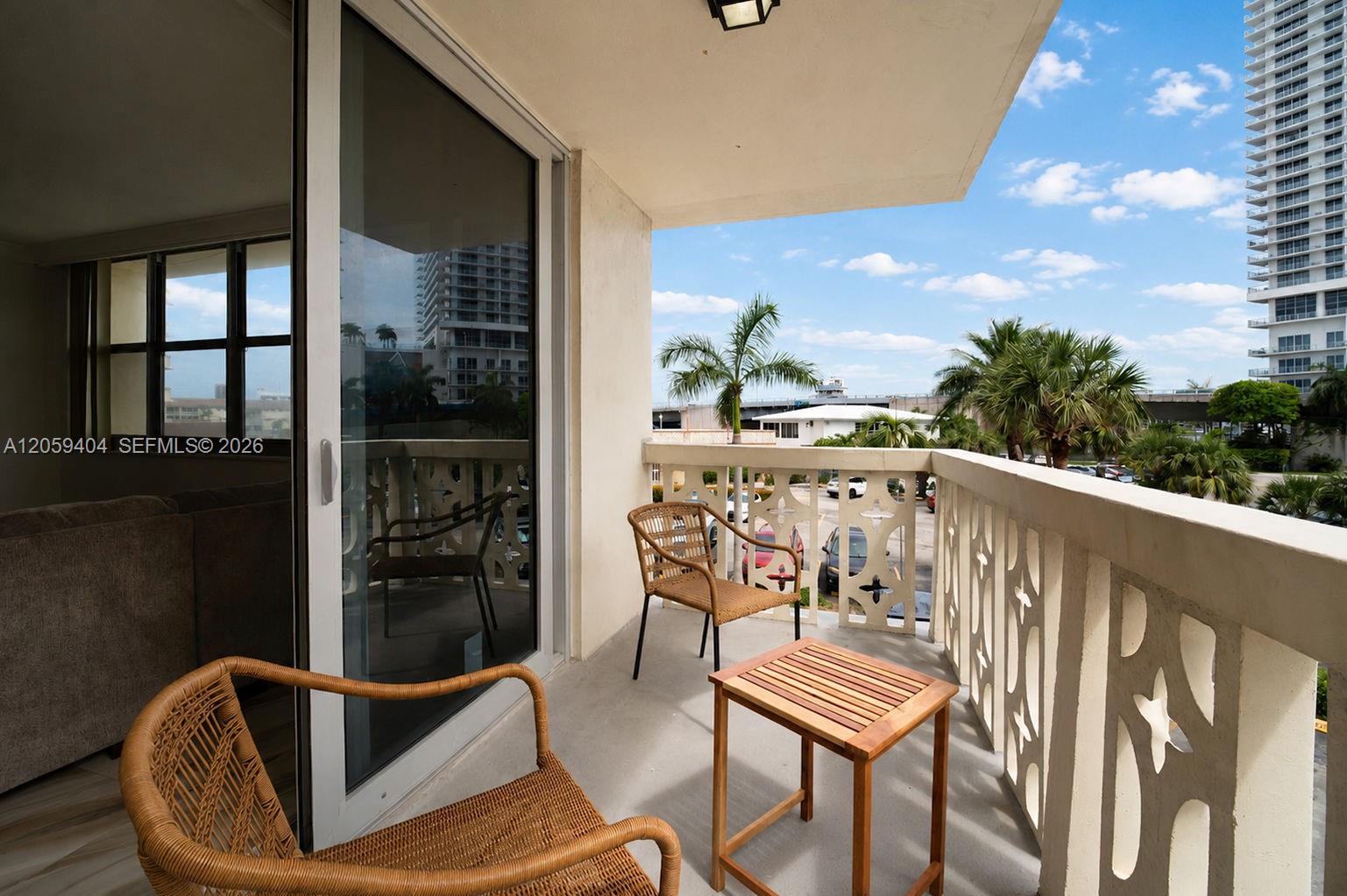Photo of 1817 Ocean Dr #215, Hallandale Beach, Florida, 33009 -