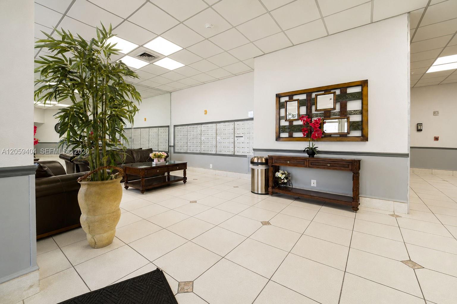 Photo of 1817 Ocean Dr #215, Hallandale Beach, Florida, 33009 -