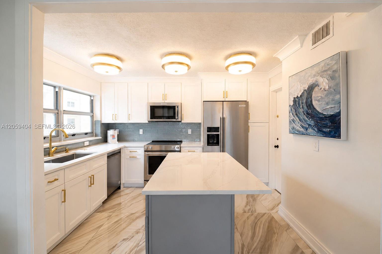 Photo of 1817 Ocean Dr #215, Hallandale Beach, Florida, 33009 -
