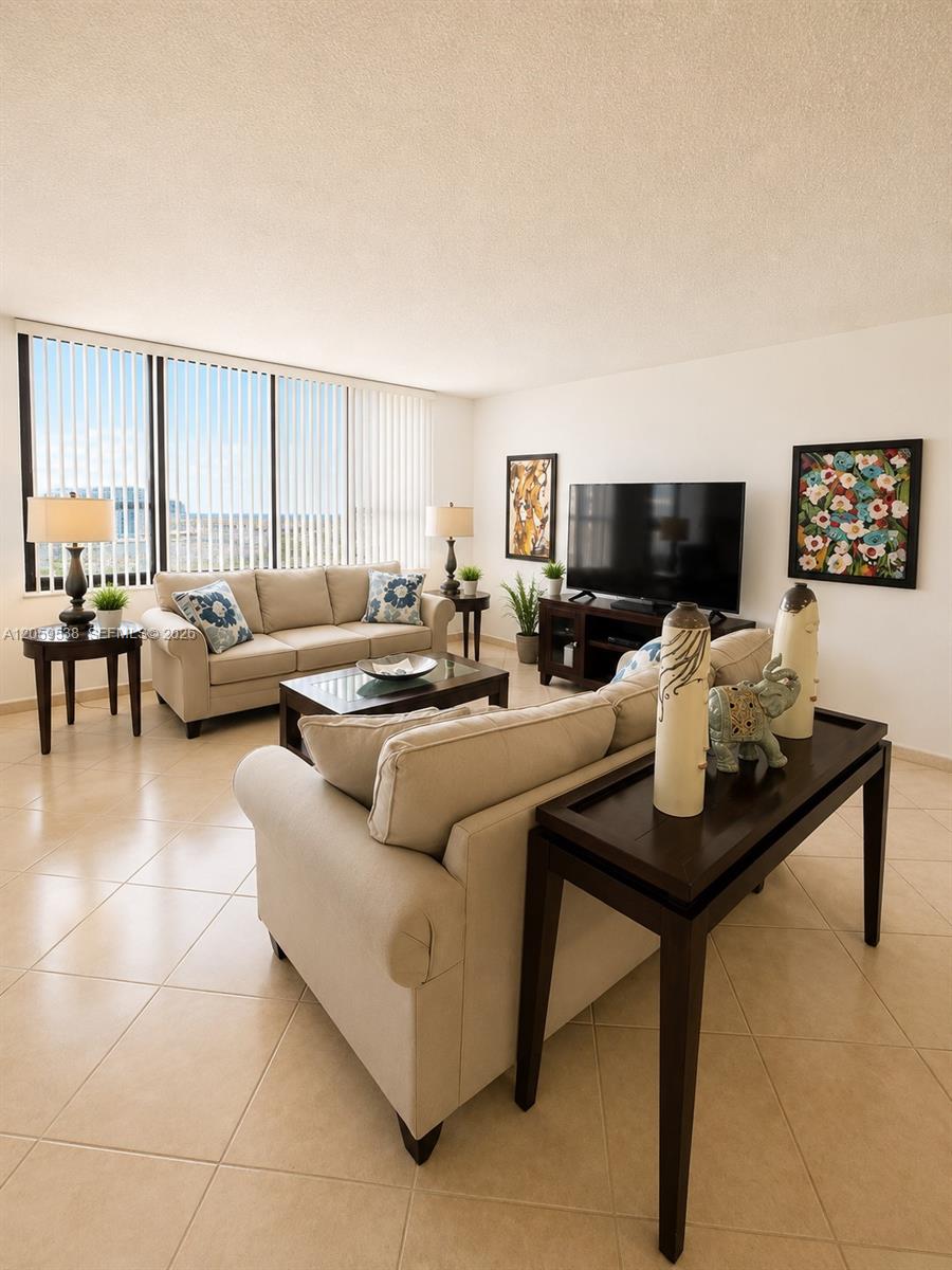 Photo of 3505 Ocean Dr  #401, Hollywood, Florida, 33019 - 