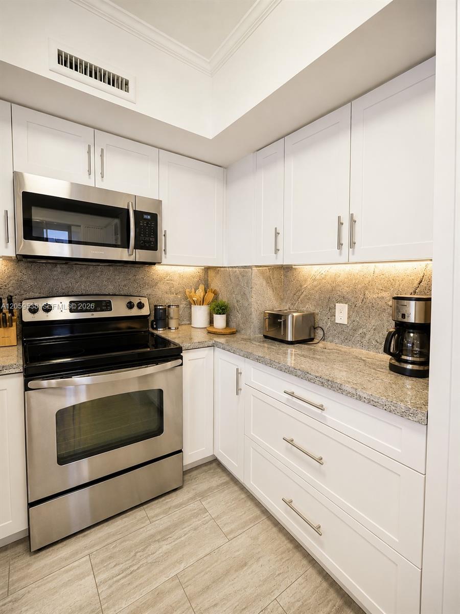 Photo of 3505 Ocean Dr  #401, Hollywood, Florida, 33019 - 
