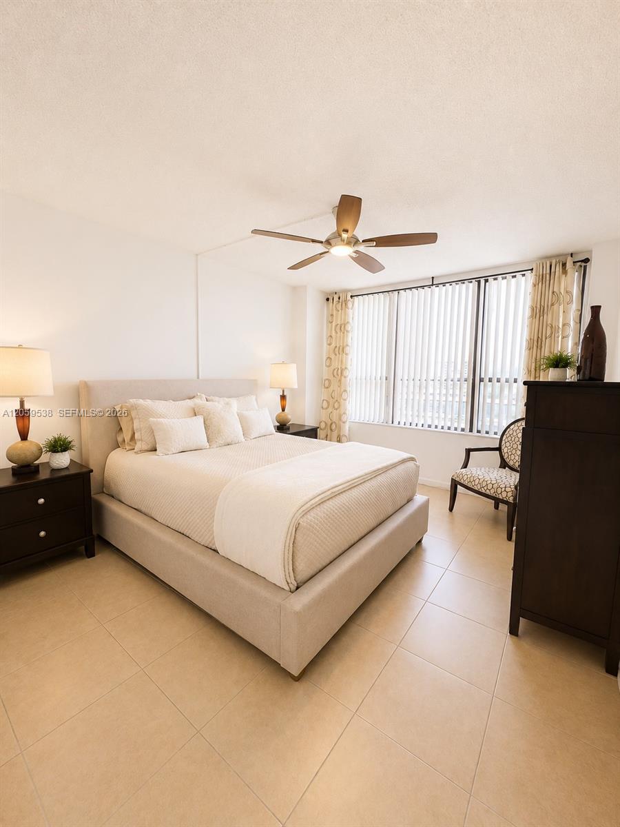 Photo of 3505 Ocean Dr  #401, Hollywood, Florida, 33019 - 