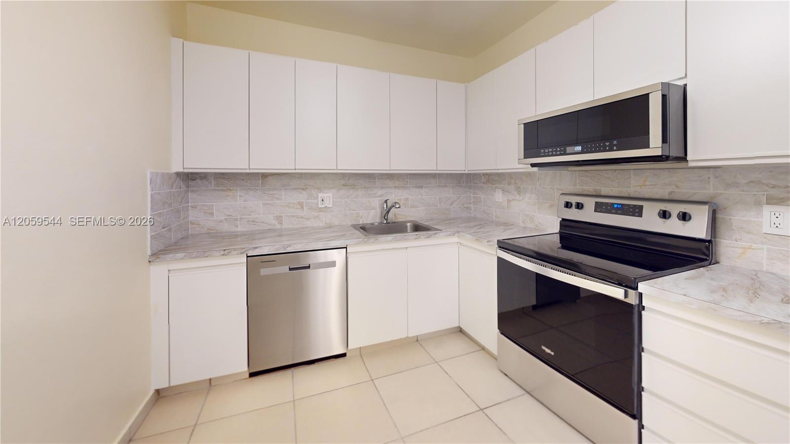 Photo of 2500 Parkview Dr  #1804, Hallandale Beach, Florida, 33009 - 