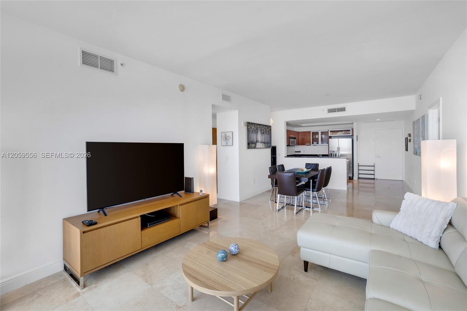 Photo of 3131 188th St  #1-910, Aventura, Florida, 33180 - 