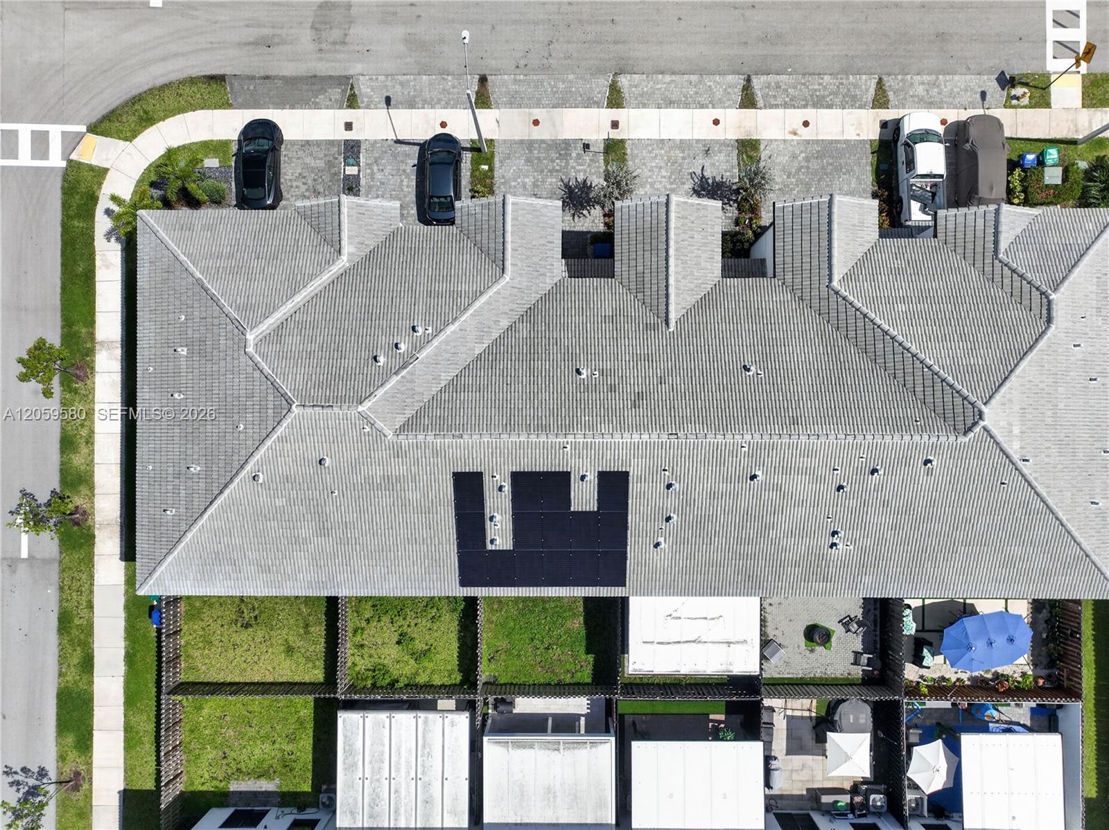 See details 12982 3 / 3 1722 sq. ft. $ 2026-07-24 0 Photo