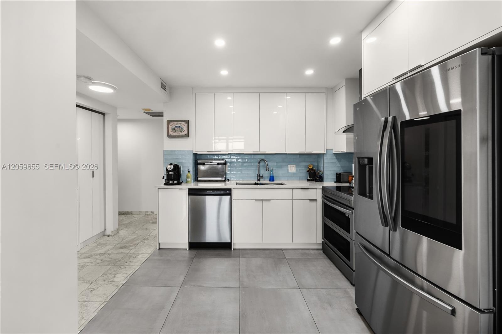 #5F 2 / 2 1340 sq. ft. $ 2026-07-24 0 foto