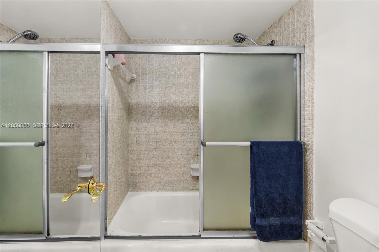 #5F 2 / 2 1340 sq. ft. $ 2026-07-24 0 foto